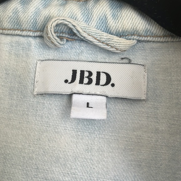 Jean jacket - Picture 2 of 3